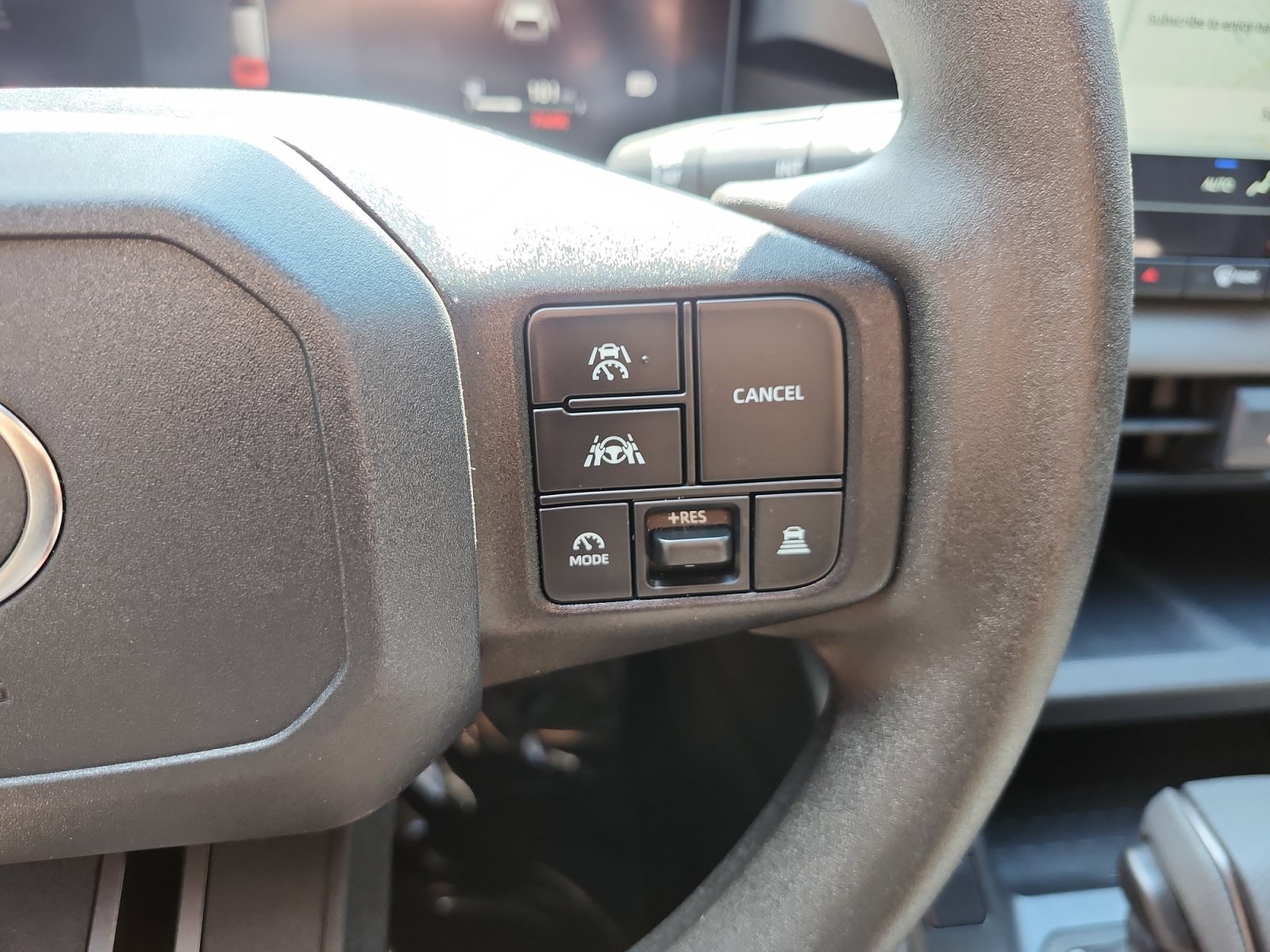 Used 2026 Toyota RAV4 LE AWD/4WD image 23