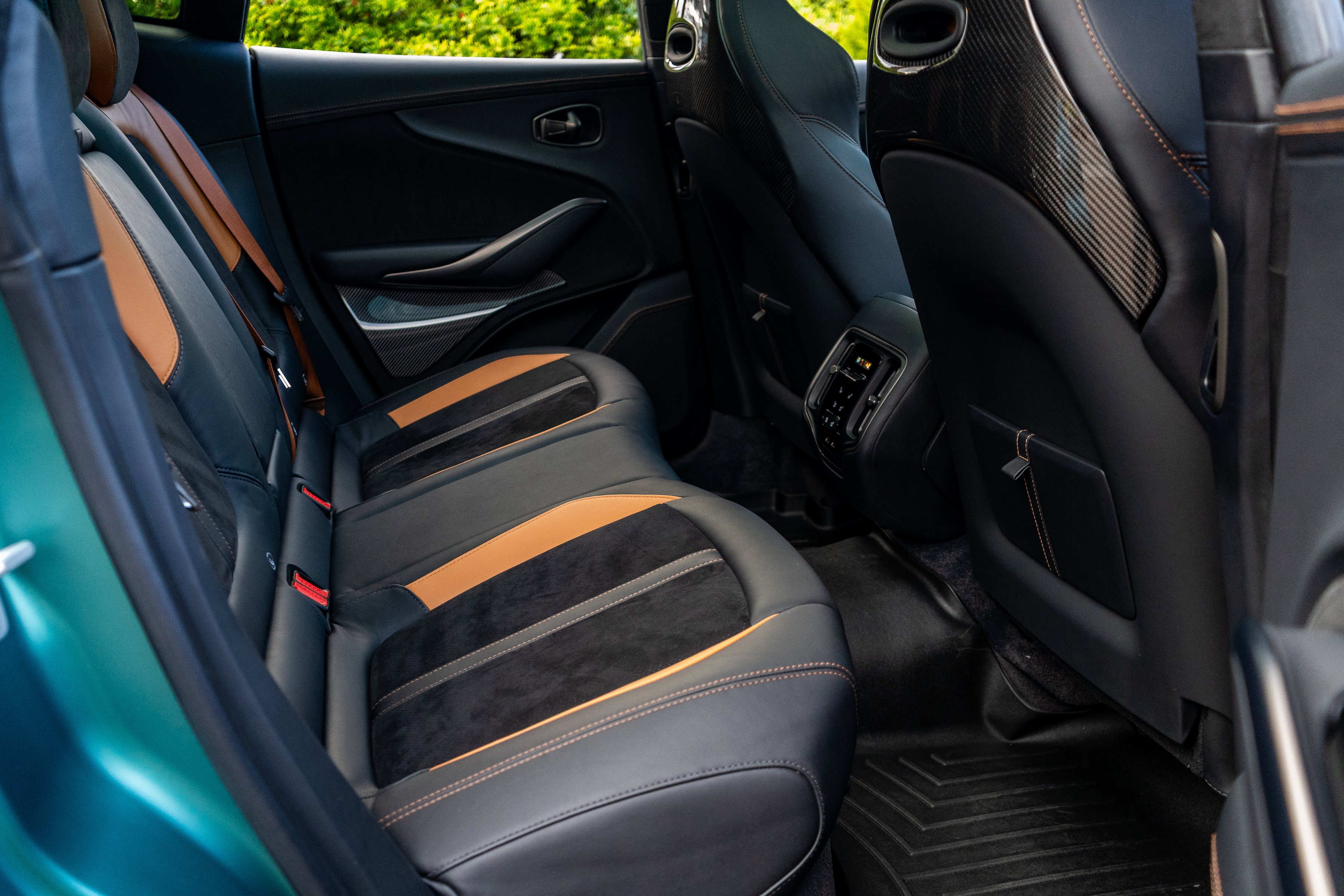 Used 2023 Aston Martin DBX 707 image 44