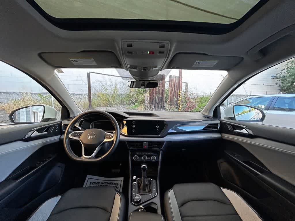 Used 2022 Volkswagen Taos SEL w/ Panoramic Sunroof Package AWD/4WD image 10