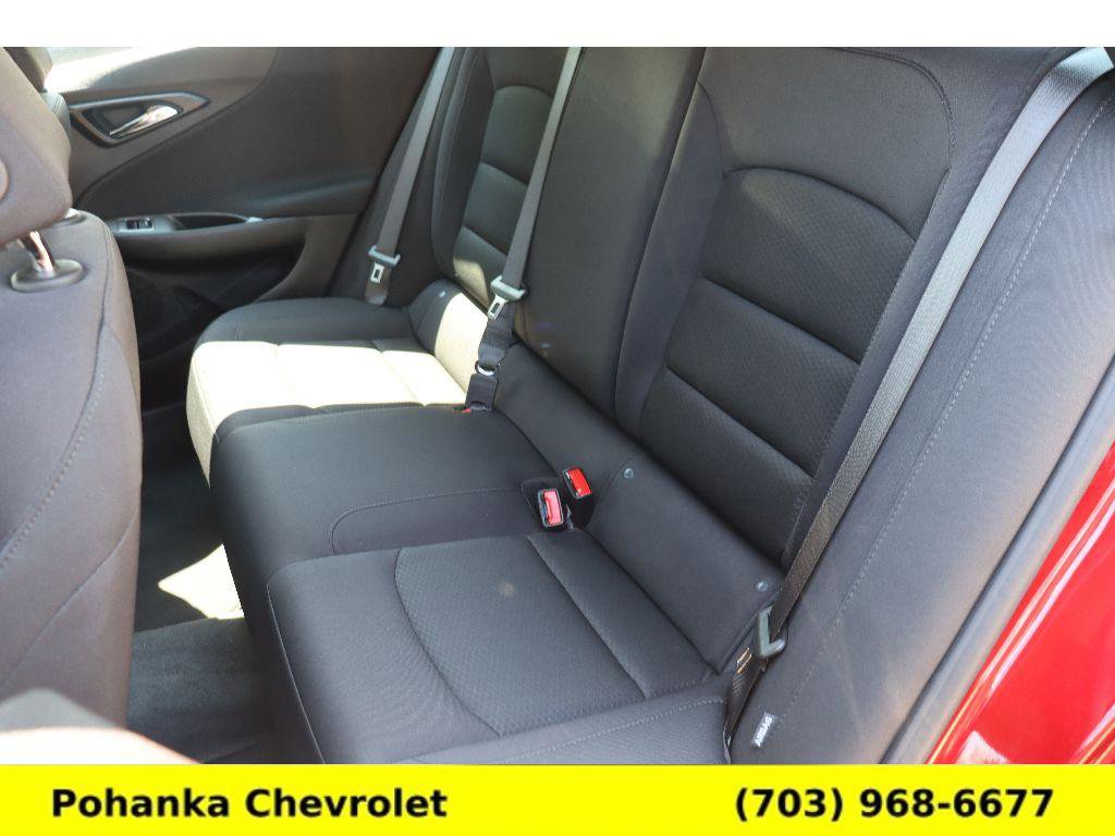 Used 2025 Chevrolet Malibu RS FWD image 28