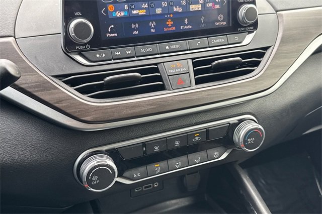 Used 2024 Nissan Altima 2.5 SV image 30