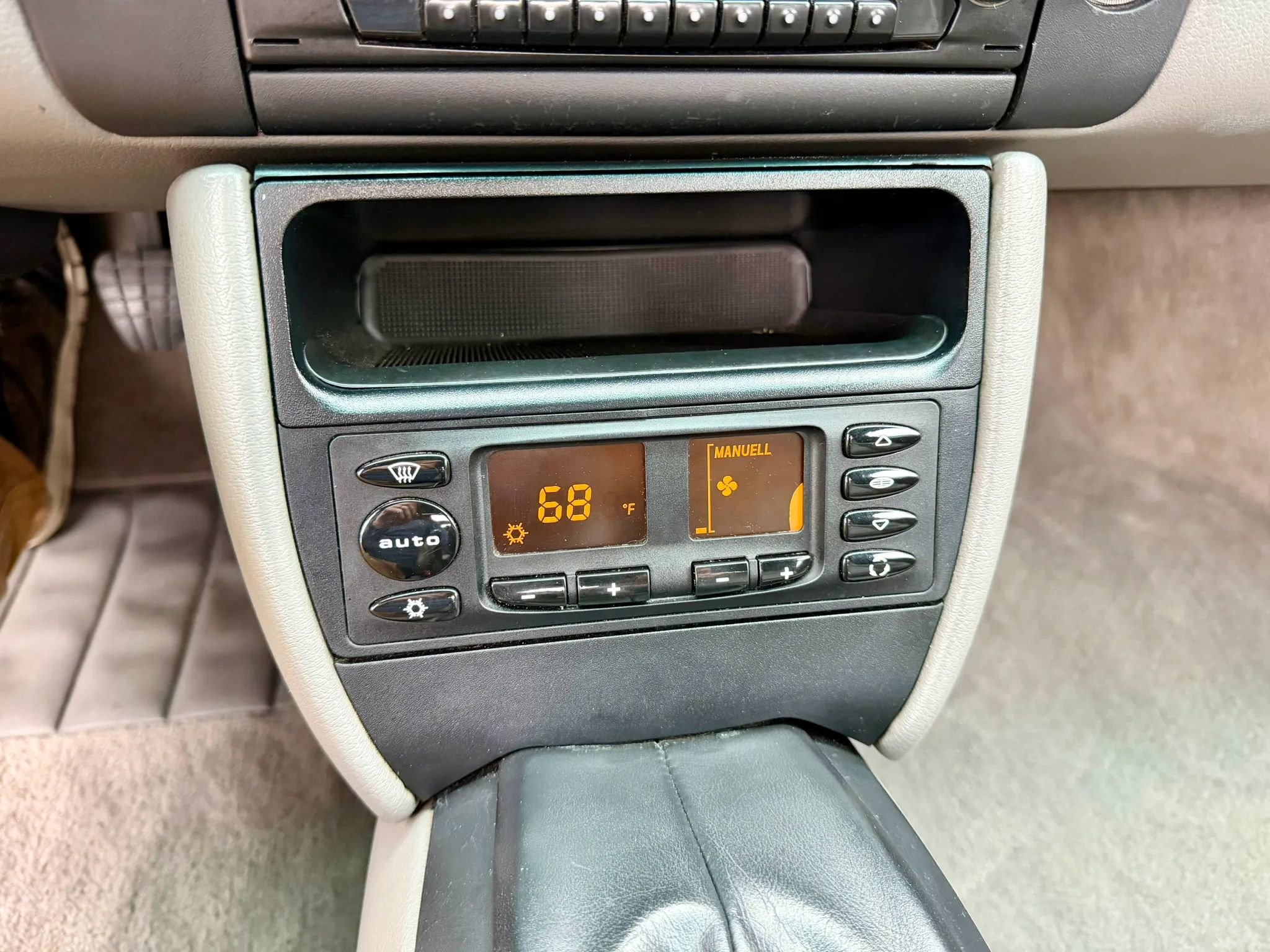 Used 2001 Porsche Boxster RWD image 33
