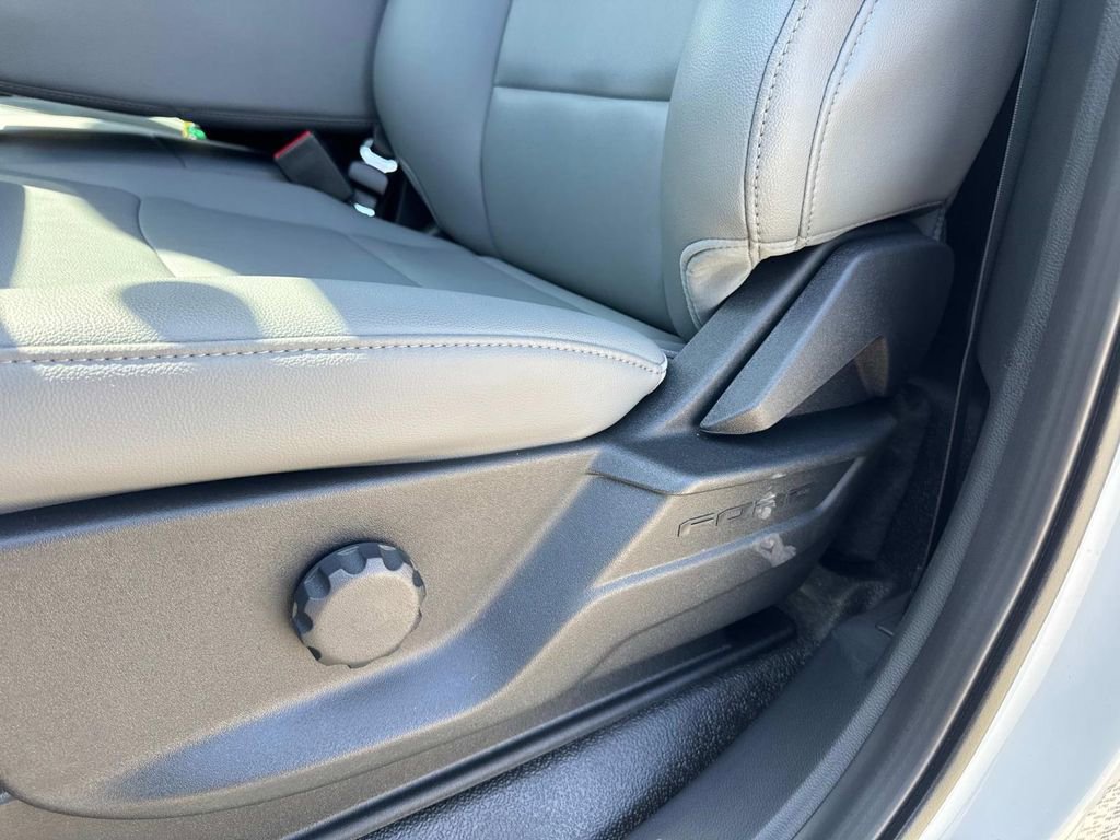 New 2025 Ford F350 XL w/ XL Chrome Package image 13