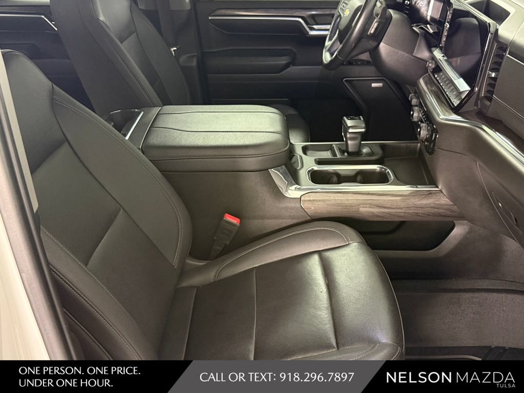Used 2023 Chevrolet Silverado 1500 LTZ AWD/4WD image 41