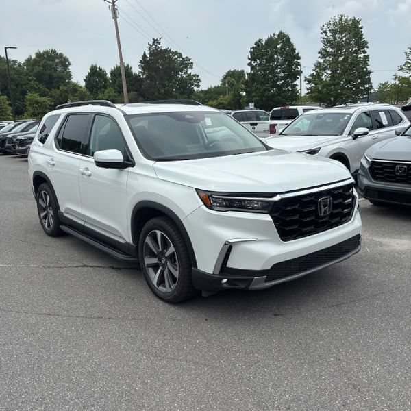 Certified 2024 Honda Pilot Elite