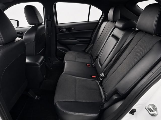 Used 2025 Mitsubishi Eclipse Cross AWD image 17