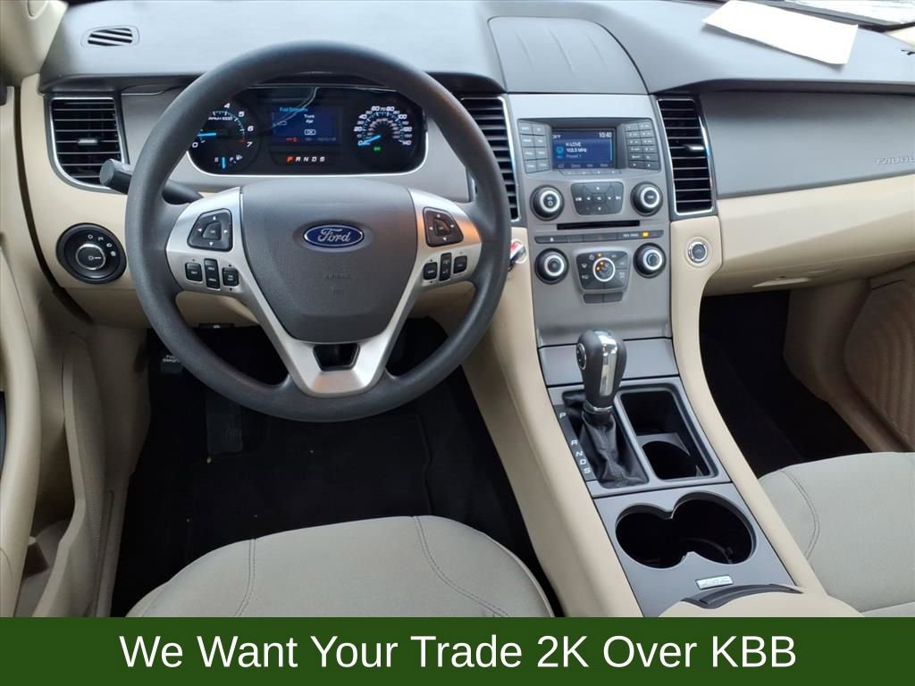 Used 2018 Ford Taurus SE image 21