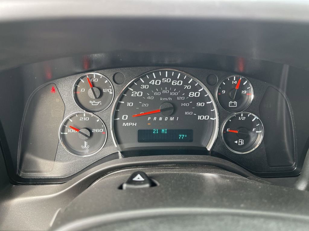 New 2025 Chevrolet Express 2500 w/ Driver Convenience Package image 10