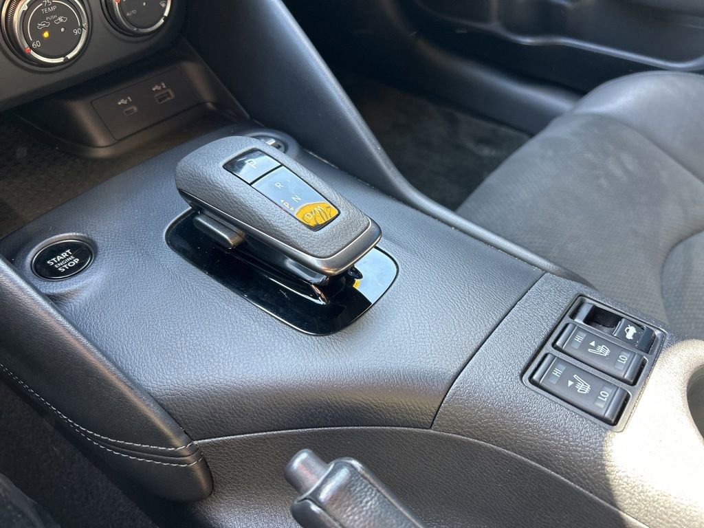 Certified 2023 Nissan Z Performance w/ Floor Mat Package (L93) image 41