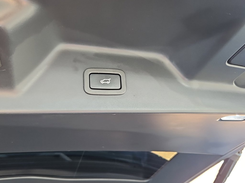 Used 2019 Land Rover Range Rover Supercharged AWD/4WD image 33
