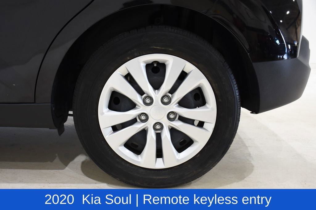 Used 2020 Kia Soul LX image 6