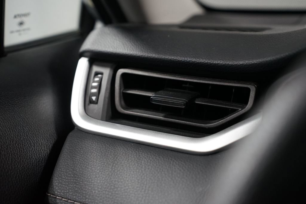 Certified 2024 Toyota RAV4 XLE image 25