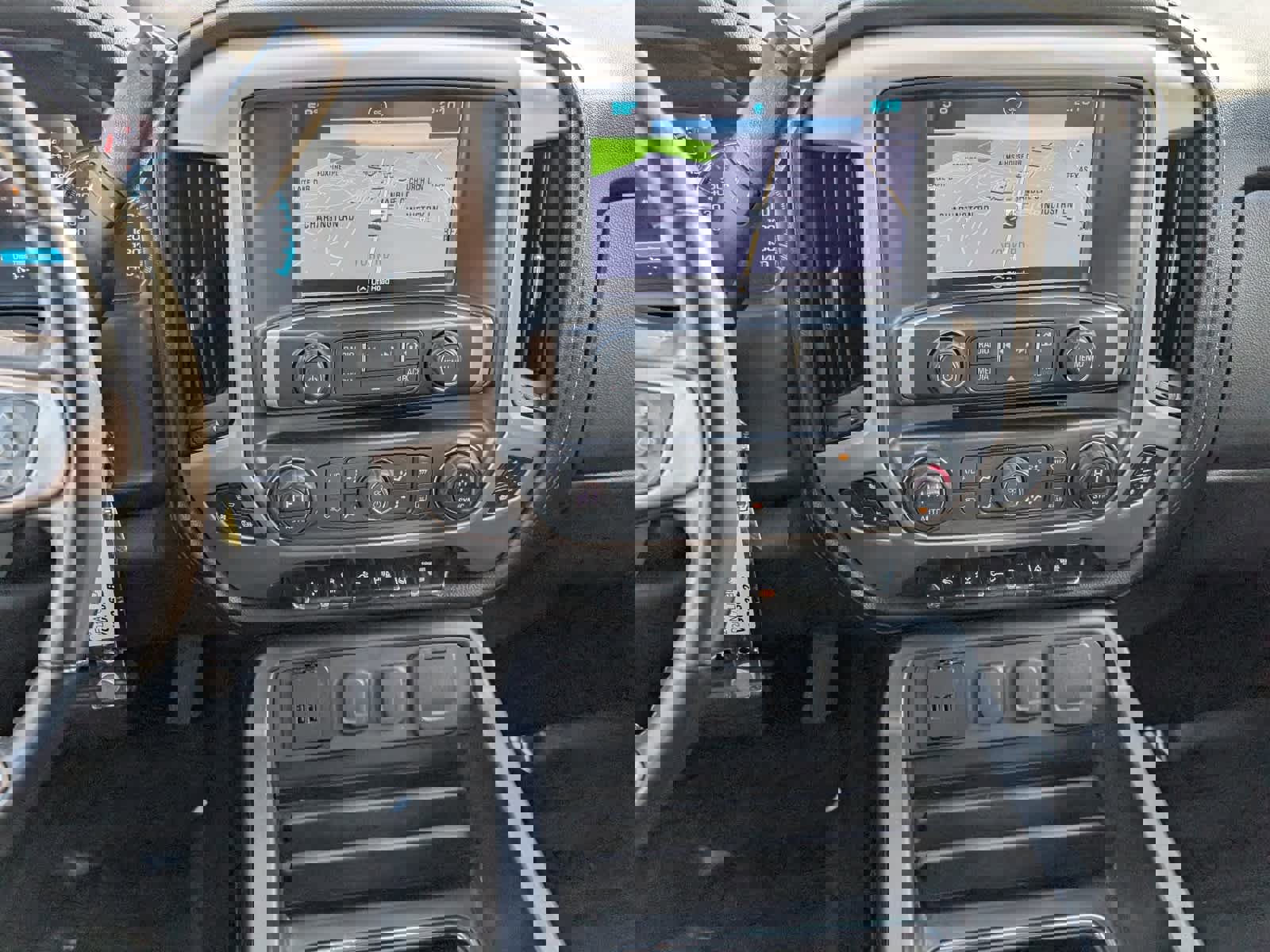 Used 2017 GMC Sierra 2500 Denali w/ Duramax Plus Package image 16