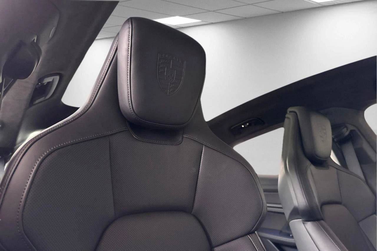 New 2025 Porsche Taycan GTS image 76