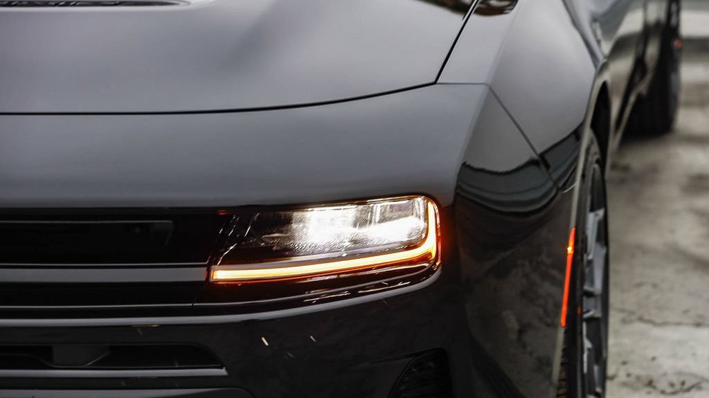 New 2026 Dodge Charger R/T w/ Blacktop Package AWD/4WD image 5