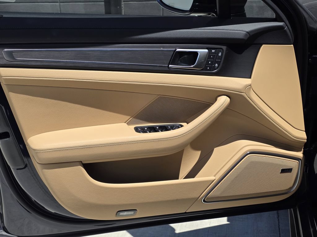 Used 2023 Porsche Panamera Platinum Edition RWD image 12