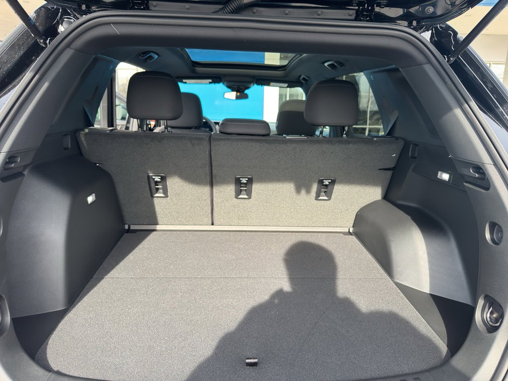 New 2026 Chevrolet Equinox LT w/ Midnight Edition image 24