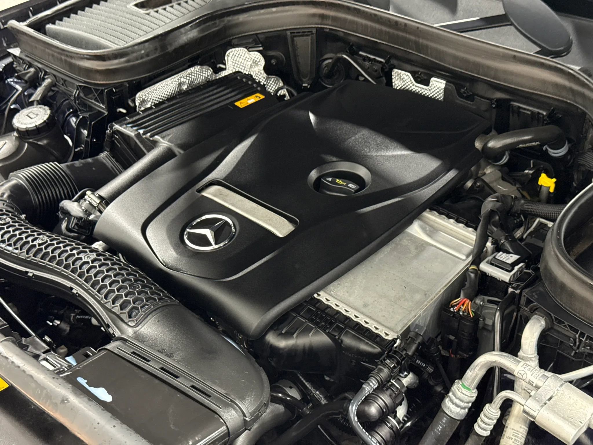 Used 2019 Mercedes-Benz GLC 300 4MATIC w/ Premium Package image 71