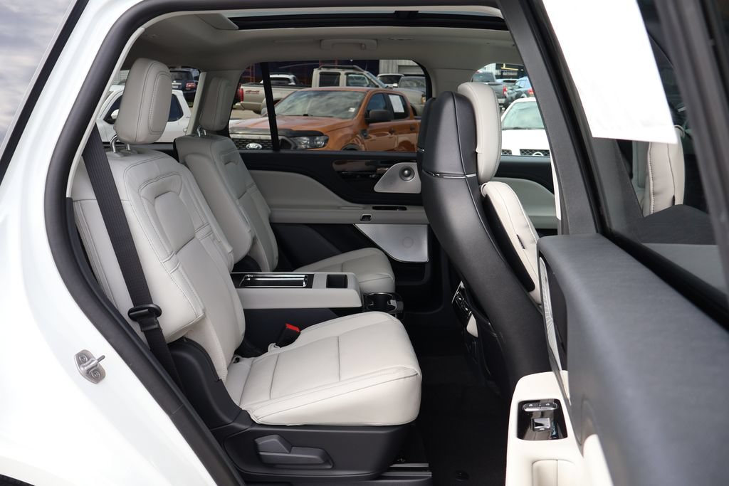 New 2027 Lincoln Aviator Reserve AWD/4WD image 27