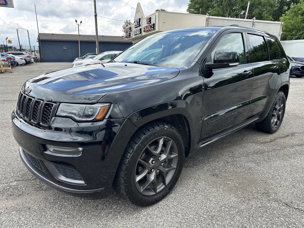 Used 2020 Jeep Grand Cherokee Limited X image 3