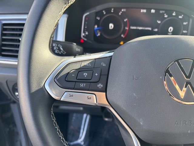 Used 2023 Volkswagen Atlas Cross Sport SE w/ Panoramic Sunroof Package image 17