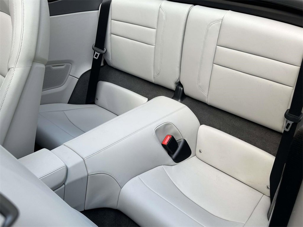 Used 2024 Porsche 911 Carrera image 12