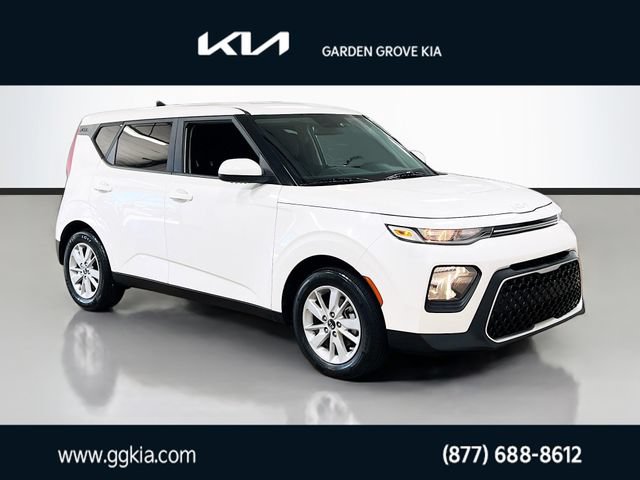 Certified 2022 Kia Soul LX FWD image 1