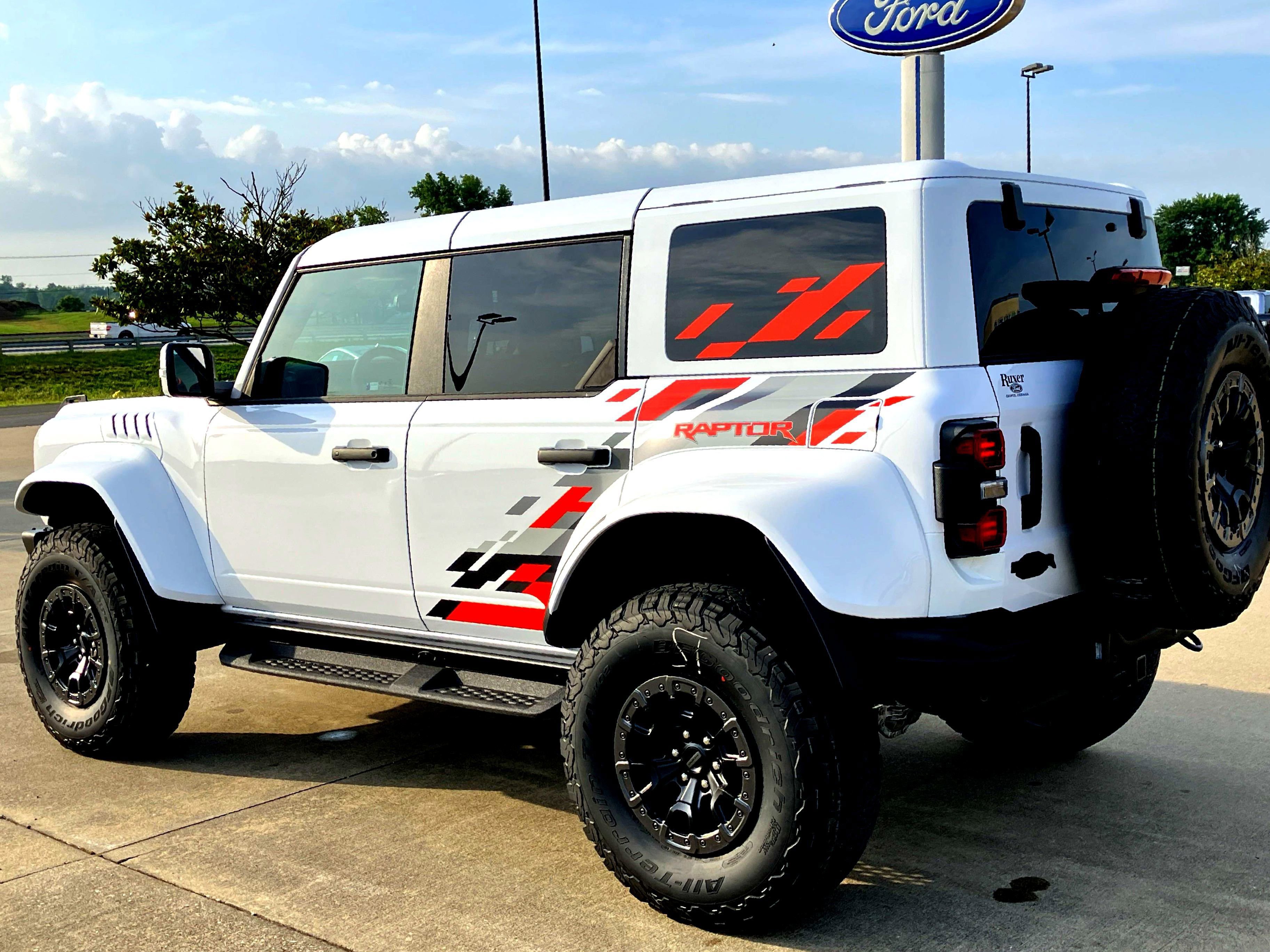 New 2025 Ford Bronco Raptor image 5