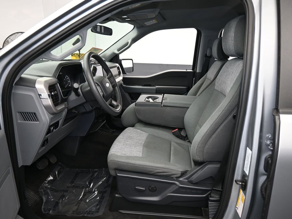 Used 2023 Ford F150 XLT image 11