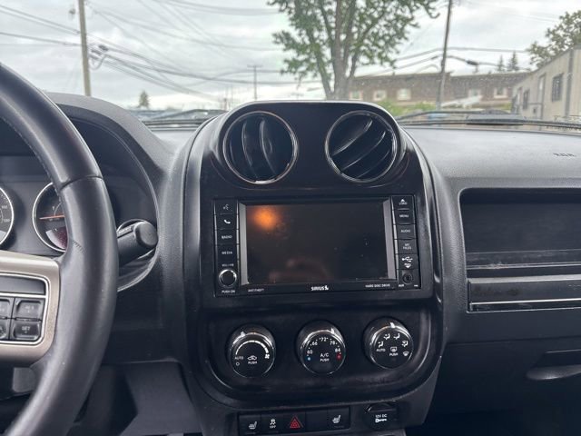 Used 2014 Jeep Patriot Limited AWD/4WD image 19