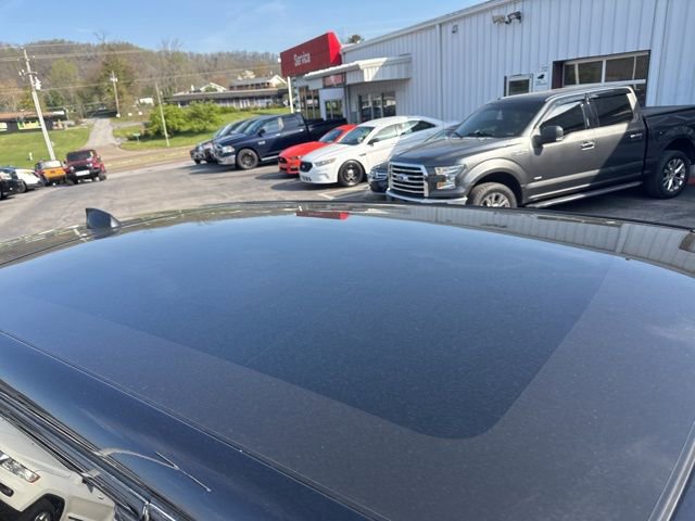 Used 2018 Land Rover Discovery Sport HSE image 10