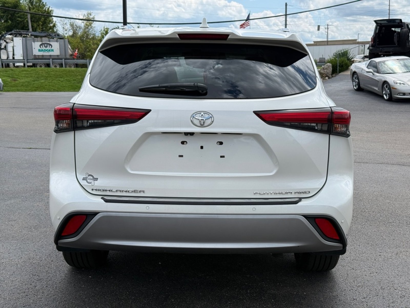 Used 2021 Toyota Highlander Limited AWD/4WD image 7