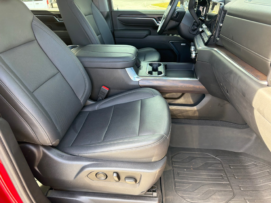 Used 2024 GMC Sierra 2500 SLT w/ SLT Premium Package AWD/4WD image 13