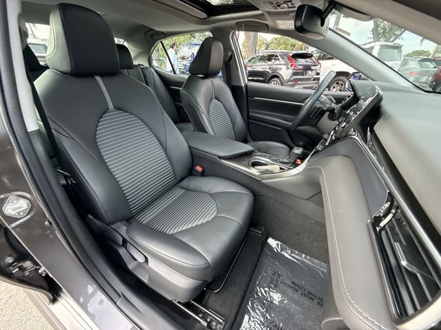 Used 2024 Toyota Camry SE w/ Cold Weather Package FWD image 26