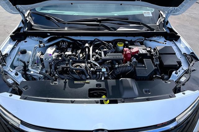 New 2026 Nissan Sentra SR w/ Floor Mat Package FWD image 11