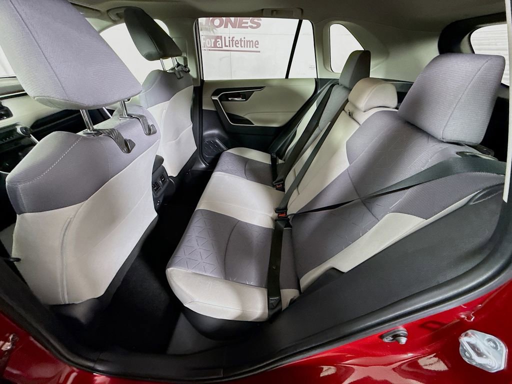 Certified 2021 Toyota RAV4 XLE w/ Convenience Package image 28
