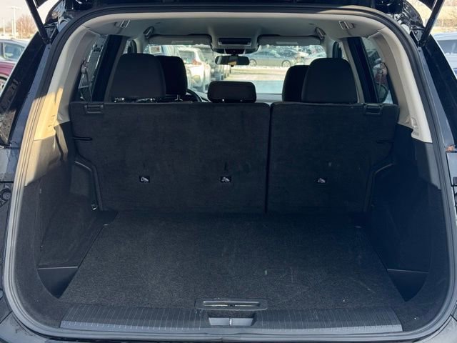 Used 2023 Nissan Rogue SV image 10