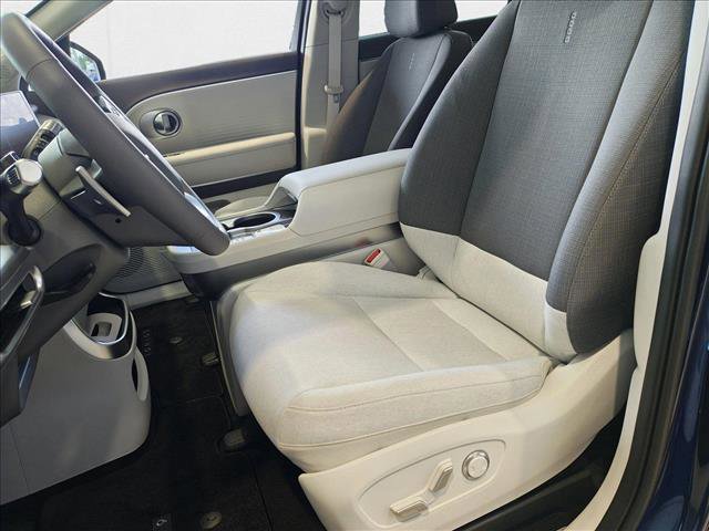 New 2026 Hyundai Ioniq 9 SE image 4