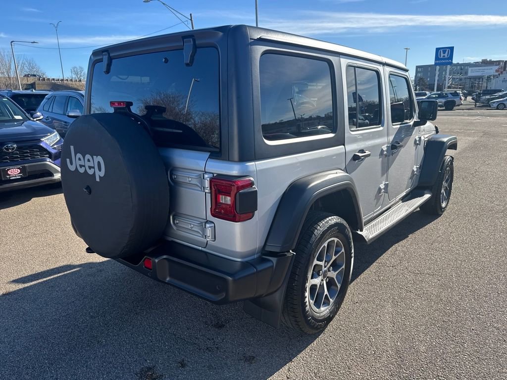 Used 2024 Jeep Wrangler Sport S image 9