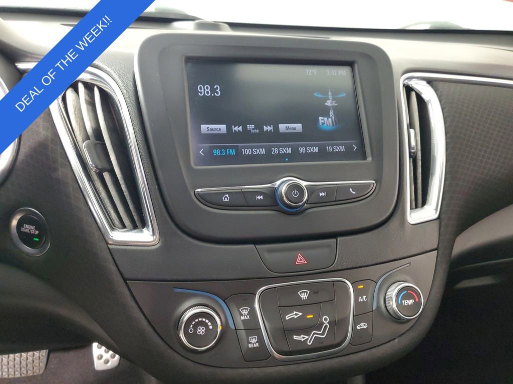 Used 2017 Chevrolet Malibu LT image 16