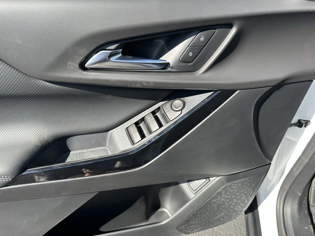 New 2026 Chevrolet Equinox LT image 9
