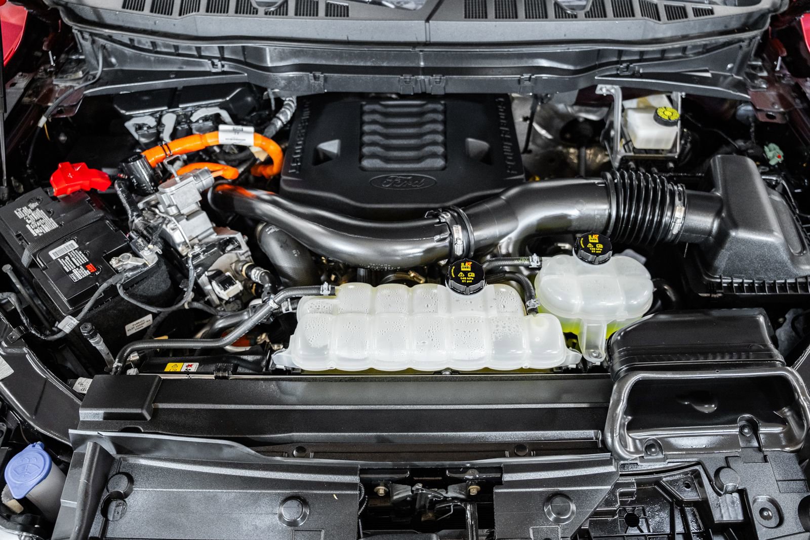 Certified 2022 Ford F150 Lariat w/ Equipment Group 502A High image 22