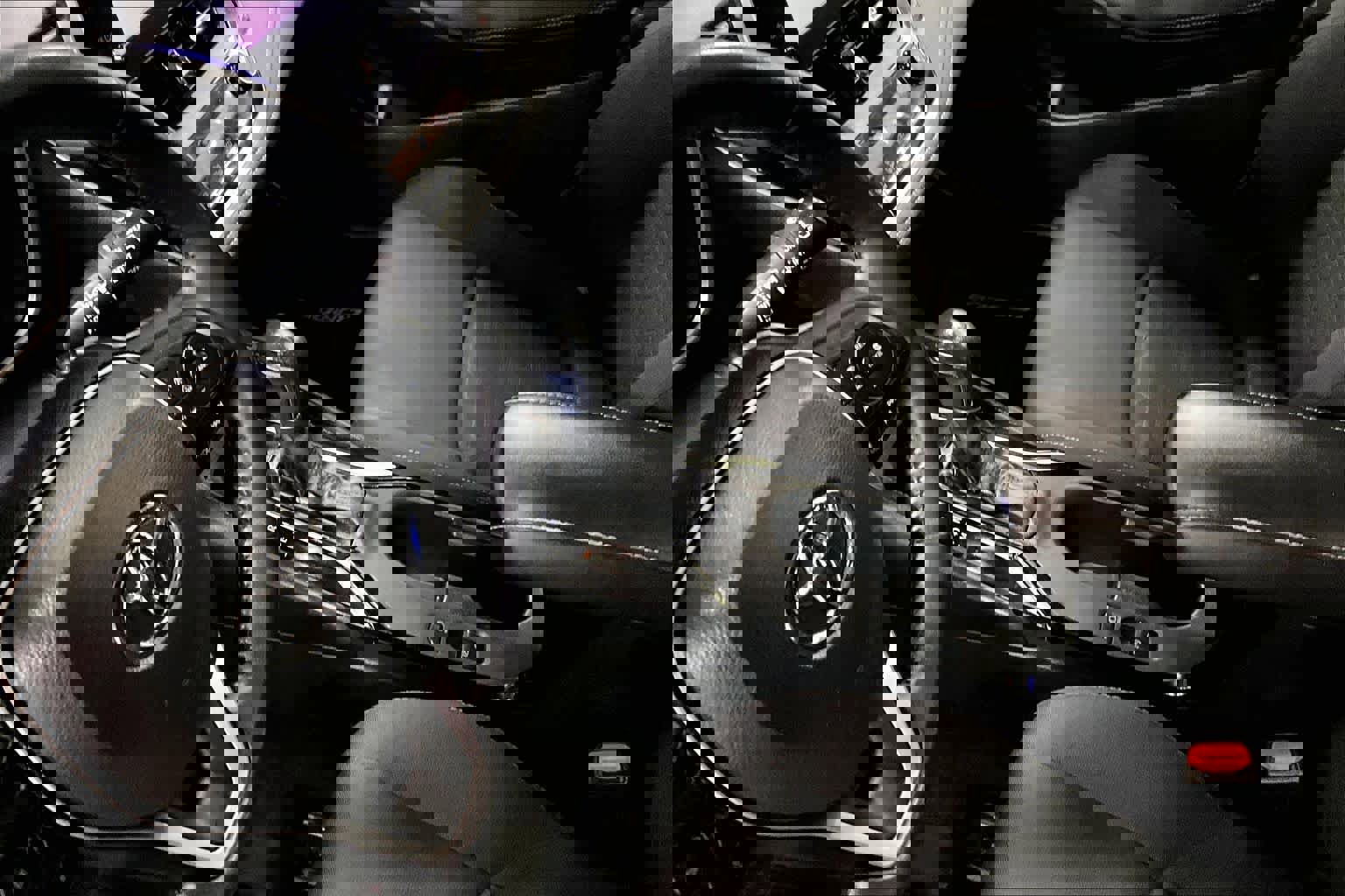 Certified 2023 Toyota Corolla SE image 15