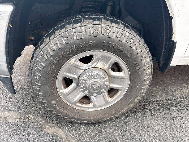 Used 2022 RAM 2500 Tradesman w/ Chrome Appearance Group image 14