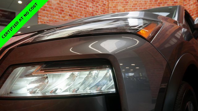 Used 2022 Nissan Rogue SV image 63