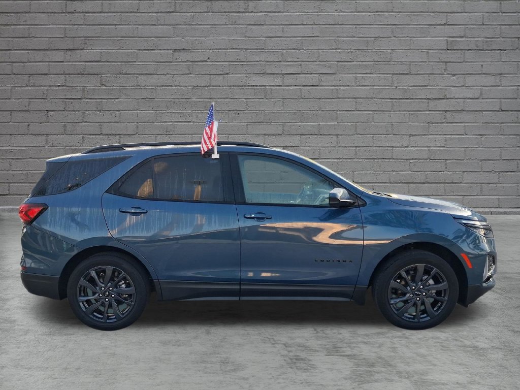 Used 2024 Chevrolet Equinox RS FWD image 11