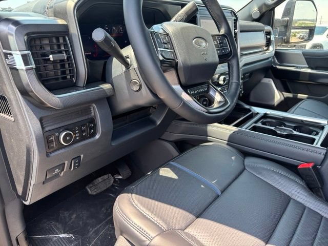 New 2026 Ford F250 Platinum w/ FX4 Off-Road Package AWD/4WD image 11
