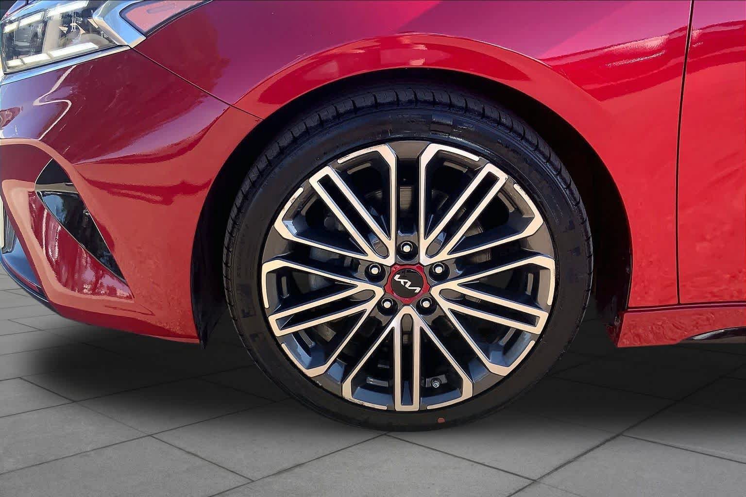 Used 2023 Kia Forte GT w/ GT2 Package FWD image 11