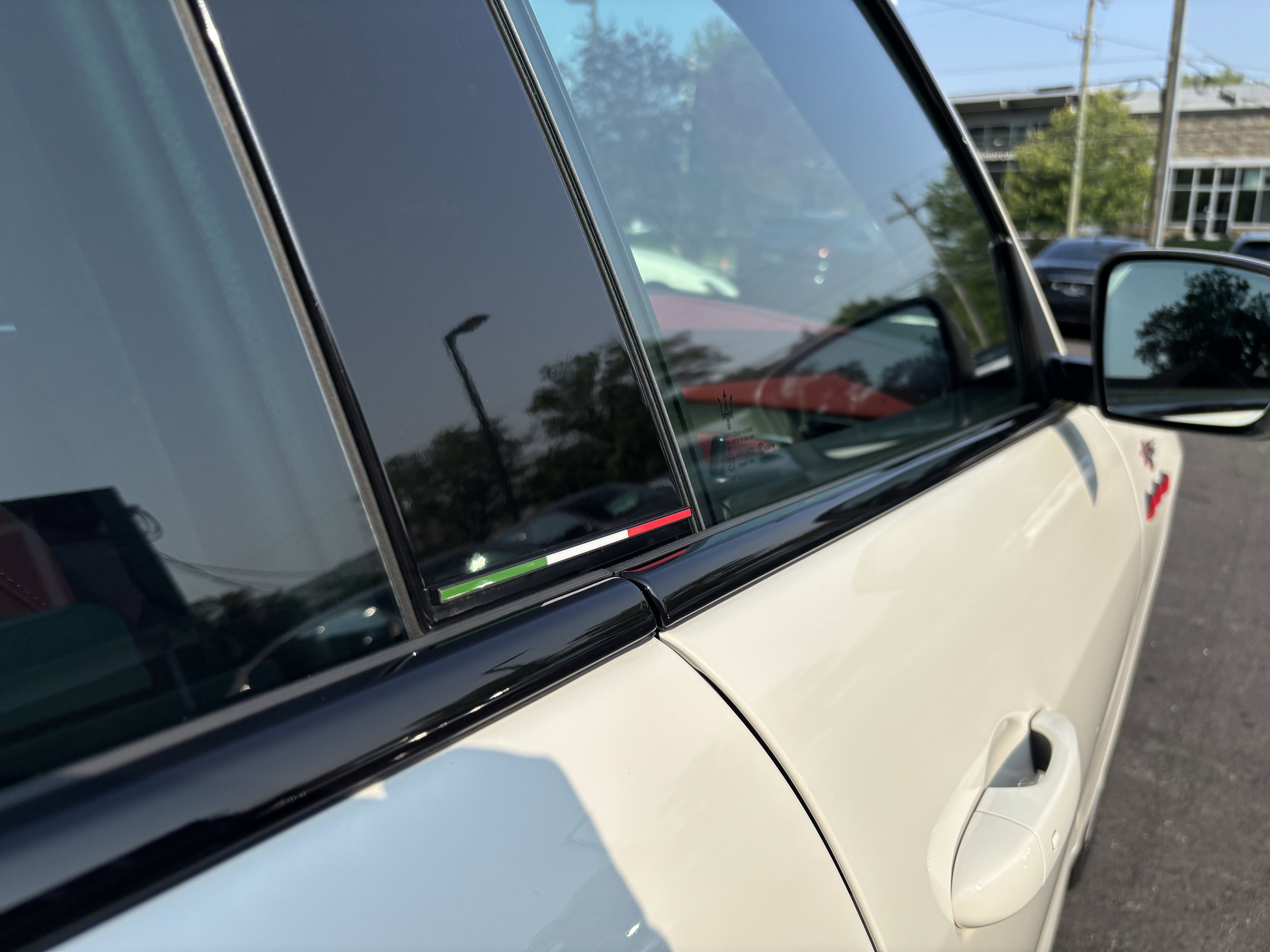 Used 2023 Maserati Levante Trofeo image 13