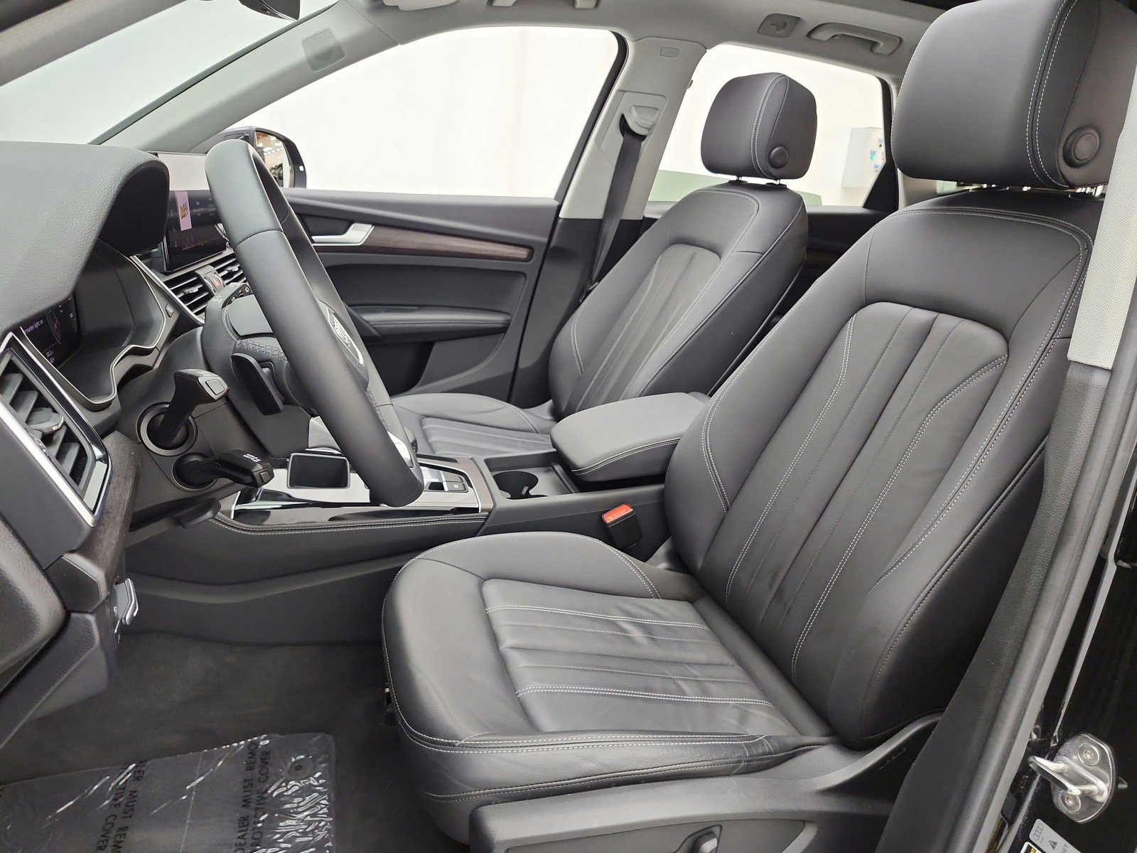 Used 2023 Audi Q5 2.0T Premium Plus w/ Premium Plus Package AWD/4WD image 13